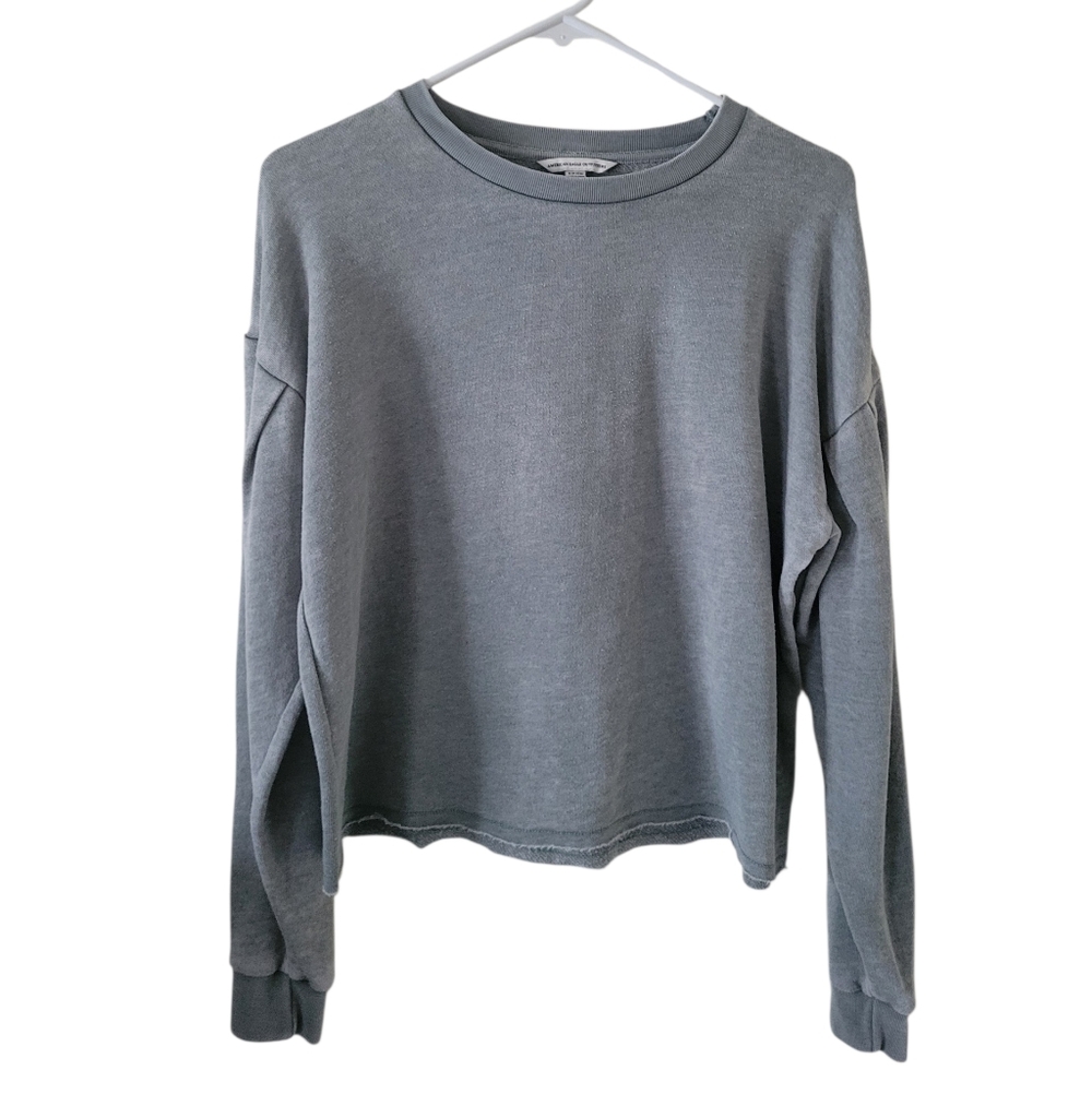 American Eagle Grey Cropped Crew Neck Sweatshirt